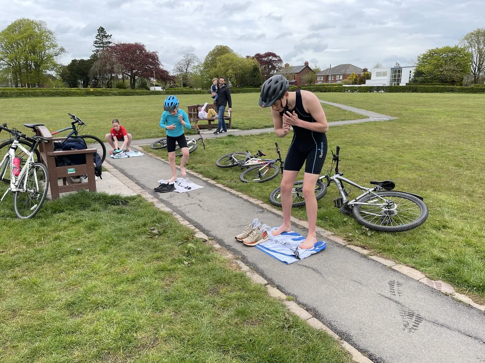 Juniors racking bikes during transition practice